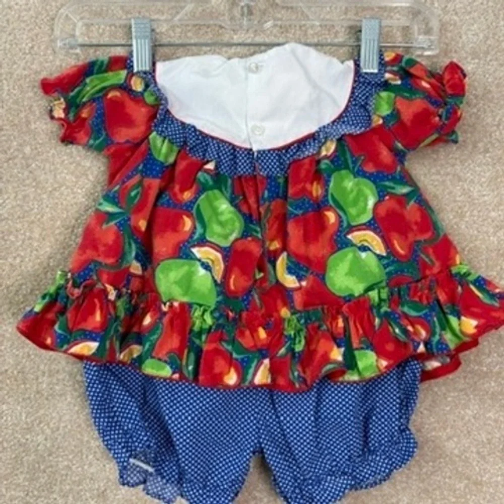 VINTAGE DOTS Romper Baby 3-6 Months 3M 6M Apple Print Fall Ruffle Bloomer